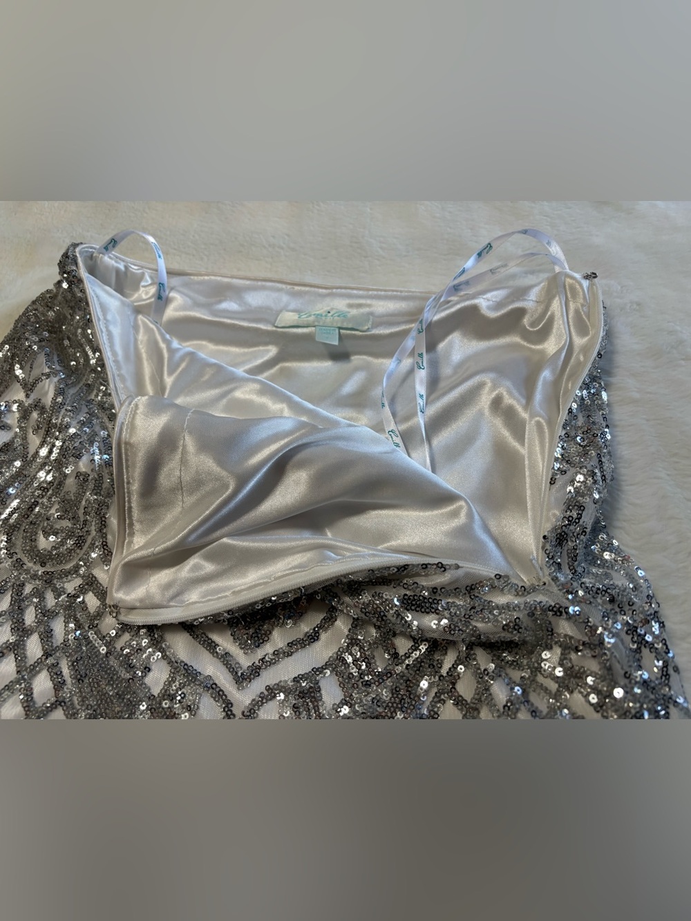 Camille La Vie Silver Sequin Geometric Art Deco Mermaid Maxi Skirt Size 6 - Picture 14 of 17
